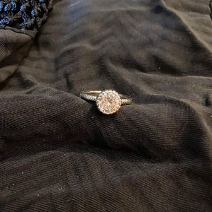 Costume jewelry Ring